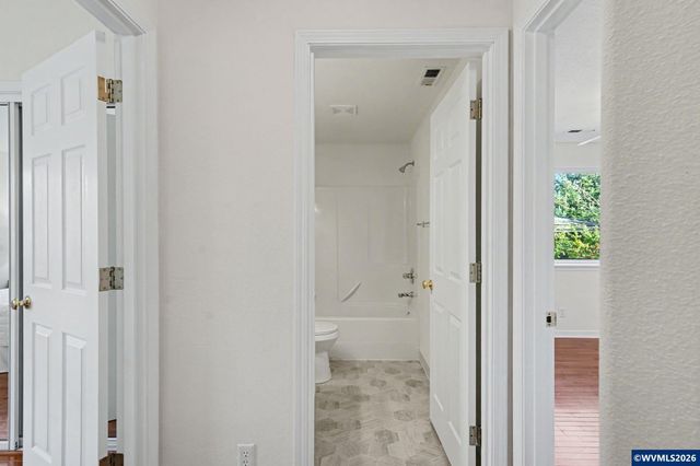 735 22nd Av NW, Salem, OR 97304