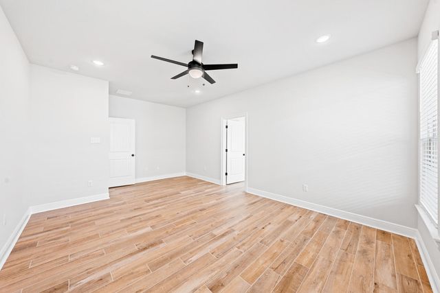 158 Bon Ami Drive, Freeport, FL 32439