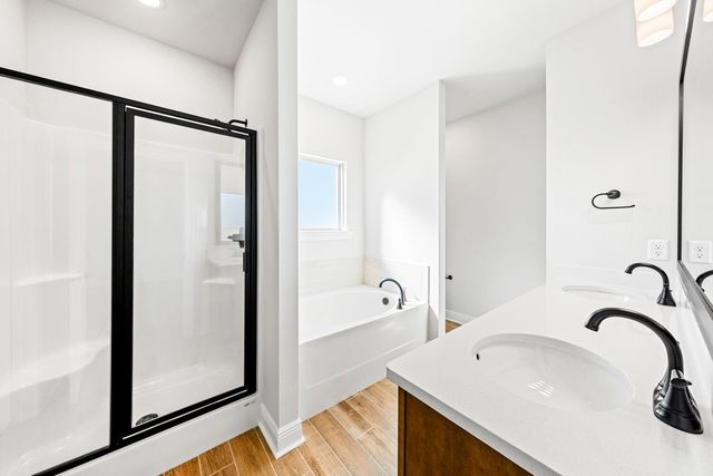 158 Bon Ami Drive, Freeport, FL 32439