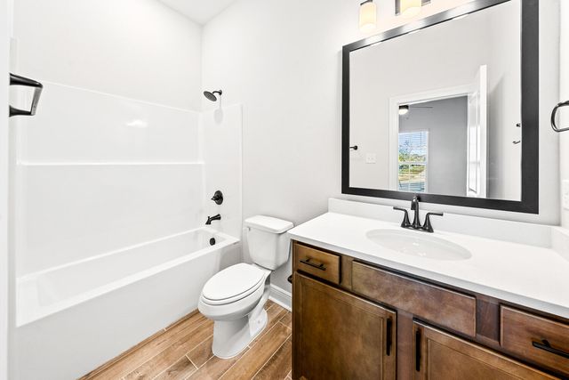 158 Bon Ami Drive, Freeport, FL 32439