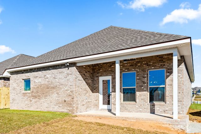 158 Bon Ami Drive, Freeport, FL 32439