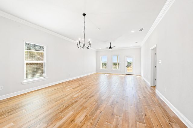 158 Bon Ami Drive, Freeport, FL 32439