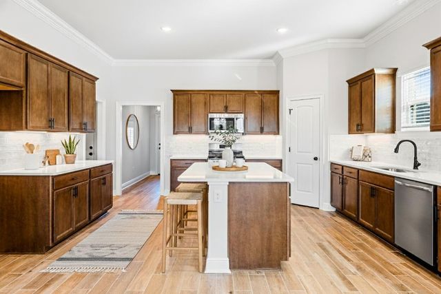 158 Bon Ami Drive, Freeport, FL 32439