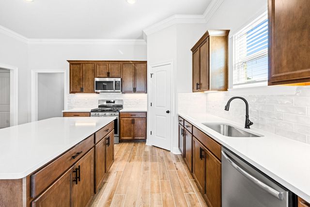 158 Bon Ami Drive, Freeport, FL 32439