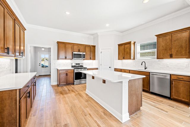 158 Bon Ami Drive, Freeport, FL 32439