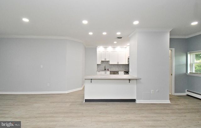 137 B S 3RD ST, Telford, PA 18969
