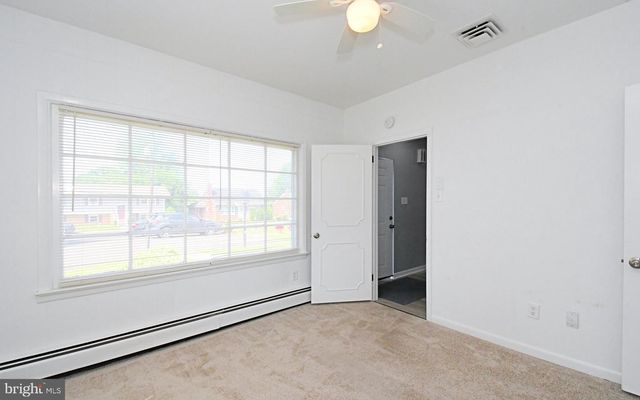 137 B S 3RD ST, Telford, PA 18969