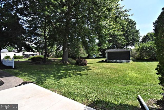 137 B S 3RD ST, Telford, PA 18969