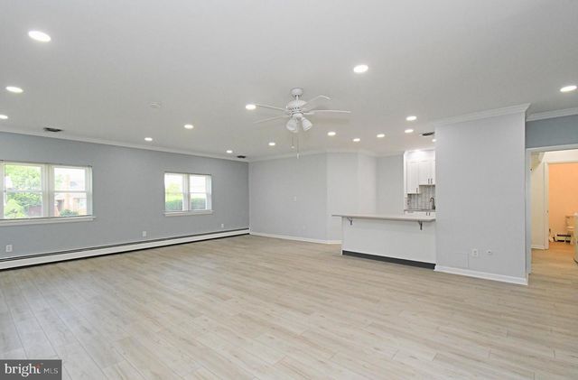 137 B S 3RD ST, Telford, PA 18969