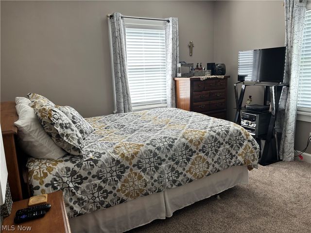 1111 Colonial Boulevard NE, Canton, OH 44714