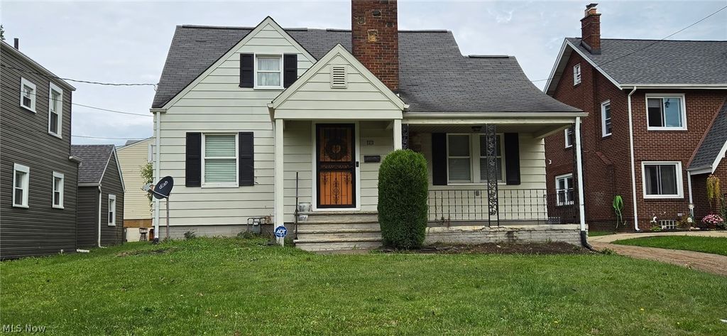 1111 Colonial Boulevard NE, Canton, OH 44714
