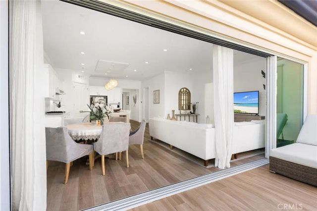 67 Runner, Irvine, CA 92620