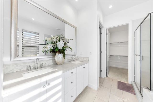 67 Runner, Irvine, CA 92620