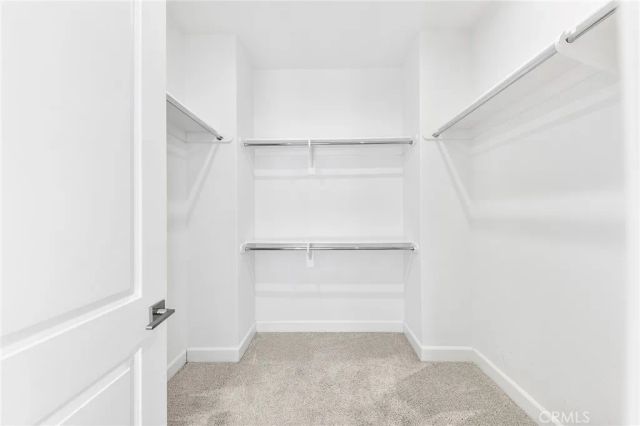 67 Runner, Irvine, CA 92620