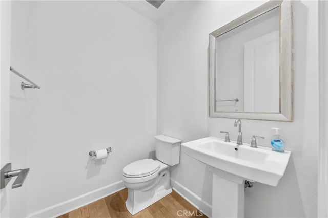 67 Runner, Irvine, CA 92620