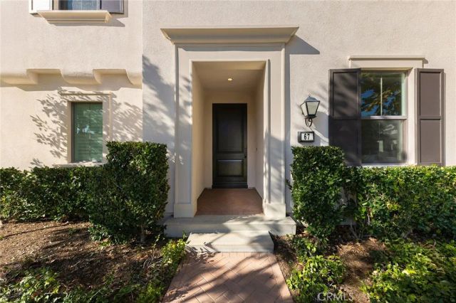 67 Runner, Irvine, CA 92620