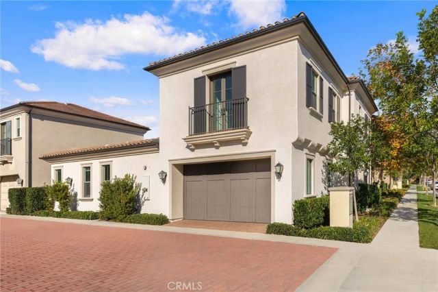 67 Runner, Irvine, CA 92620