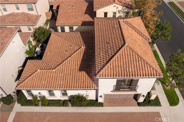 67 Runner, Irvine, CA 92620