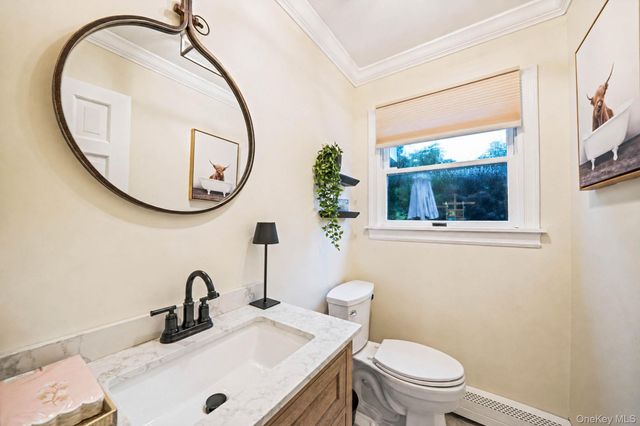64 Plymouth Avenue, Mount Sinai, NY 11766