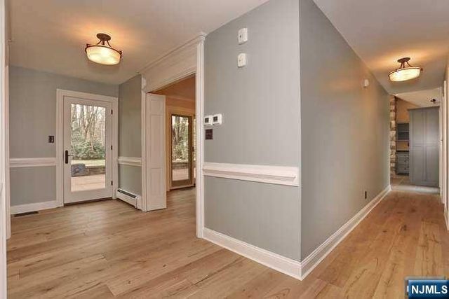 44 W Hill Road, Woodcliff Lake, NJ 07677