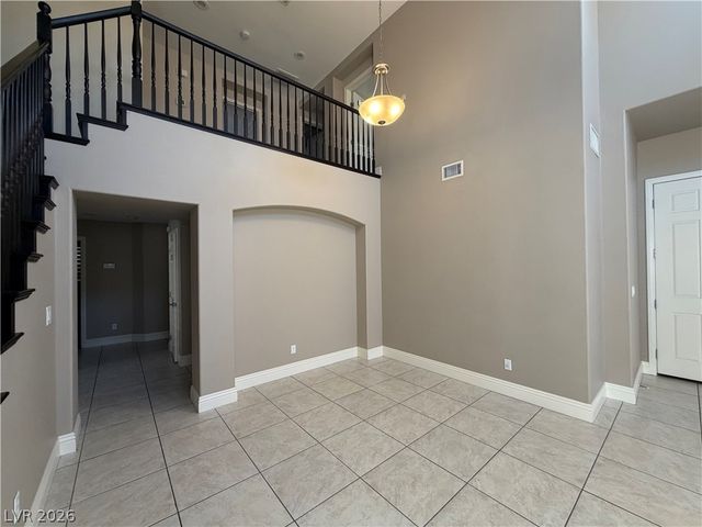 9239 CAMDEN HEIGHTS Court, Las Vegas, NV 89123