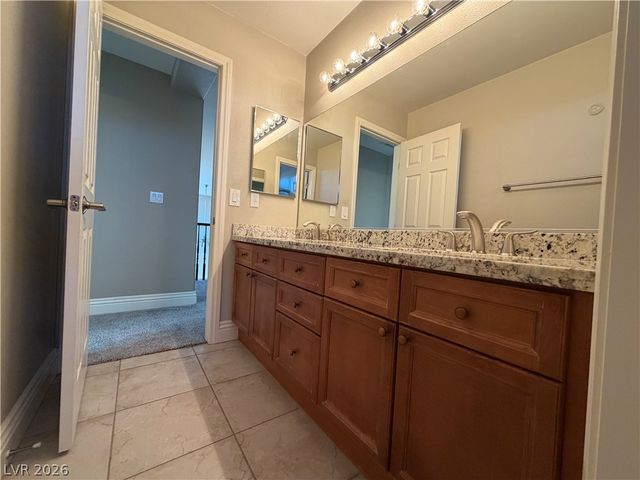 9239 CAMDEN HEIGHTS Court, Las Vegas, NV 89123