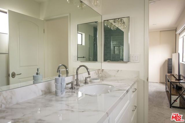 1248 23rd Street 1, Santa Monica, CA 90404