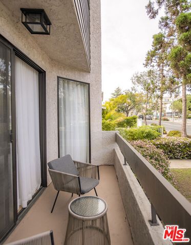 1248 23rd Street 1, Santa Monica, CA 90404