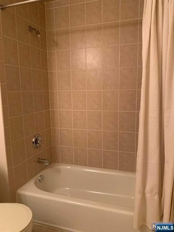 305 Central Park Place, Ramsey, NJ 07446