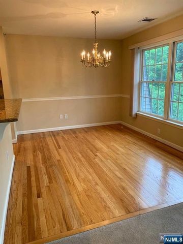305 Central Park Place, Ramsey, NJ 07446