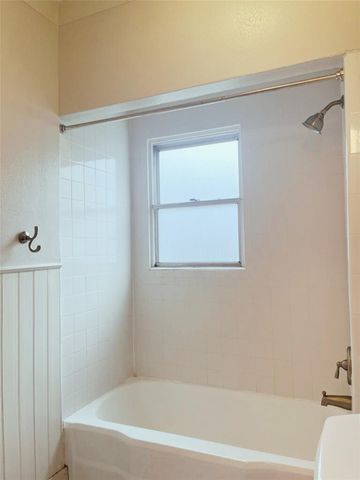 1142 Dunbar Street, Houston, TX 77009