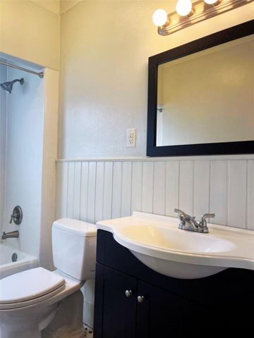 1142 Dunbar Street, Houston, TX 77009