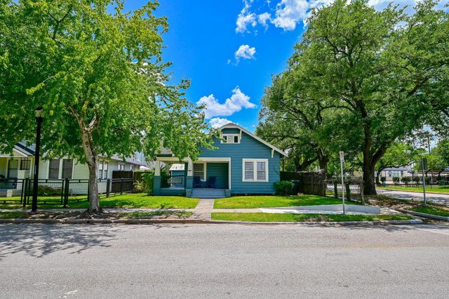 1142 Dunbar Street, Houston, TX 77009