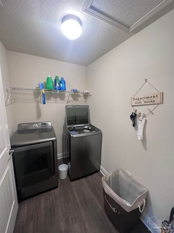5217 Saufley Field Rd, Pensacola, FL 32526