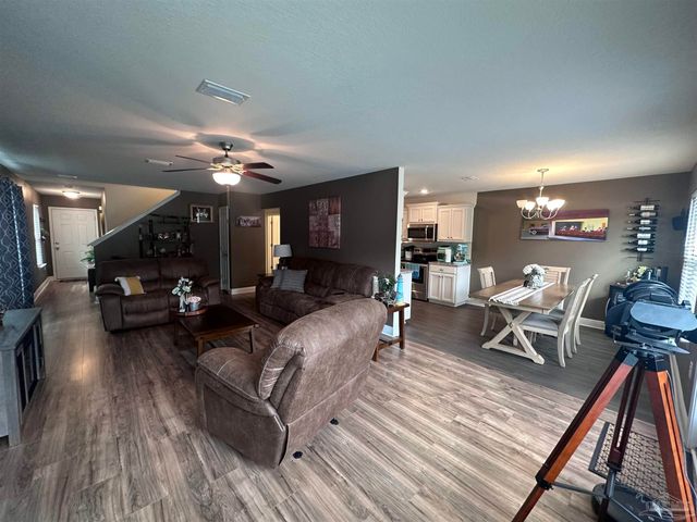 5217 Saufley Field Rd, Pensacola, FL 32526