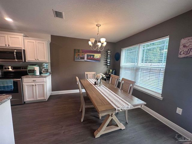 5217 Saufley Field Rd, Pensacola, FL 32526