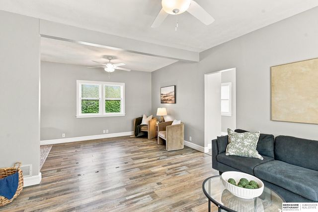 6310 Wirt Street, Omaha, NE 68104