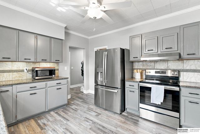 6310 Wirt Street, Omaha, NE 68104