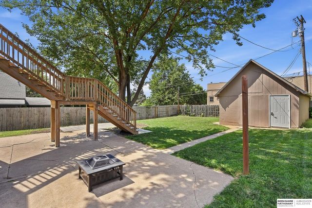 6310 Wirt Street, Omaha, NE 68104