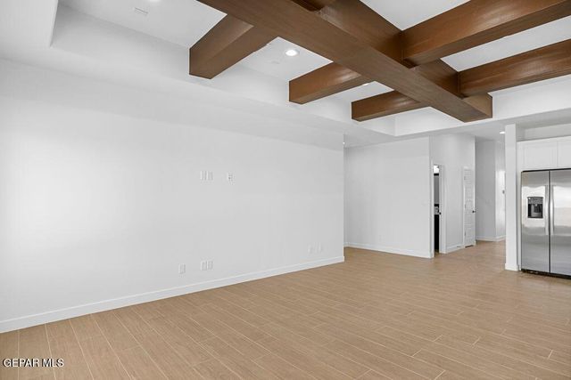 3752 Peak Place, El Paso, TX 79938