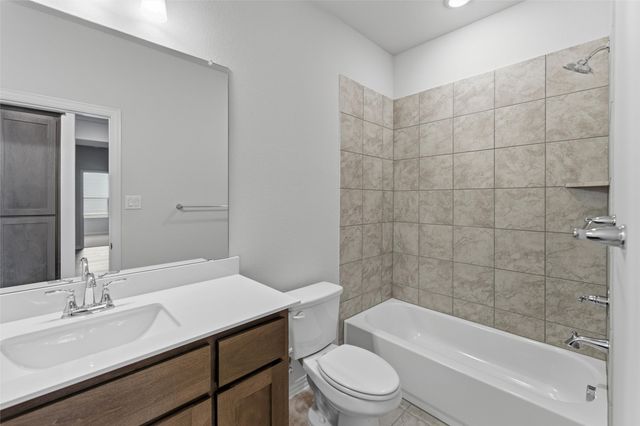 1233 Sabine River Lane, Springtown, TX 76082