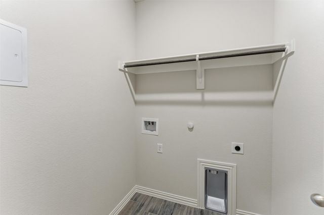 1233 Sabine River Lane, Springtown, TX 76082