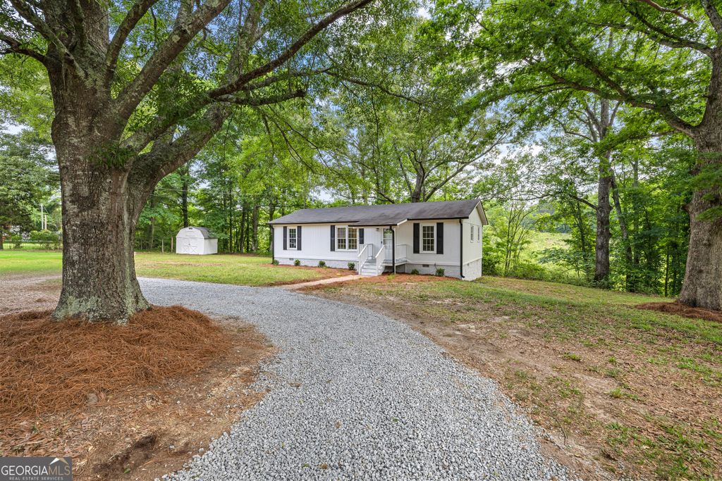 379 Wynn Road, Newnan, GA 30263