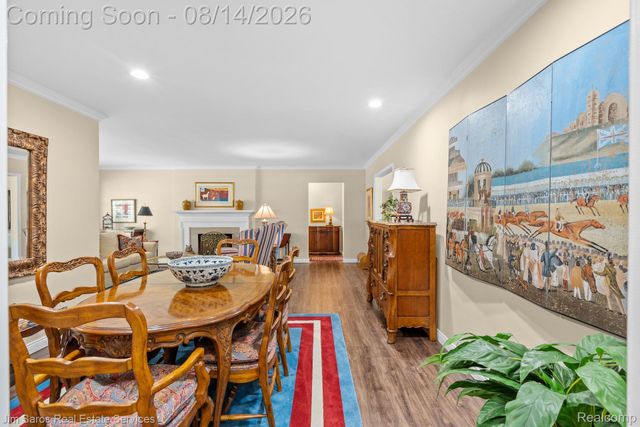 29 Hampton Road, Village Of Grosse Pointe Shores, MI 48236