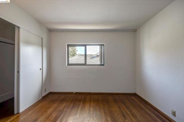 5570 Taft Ave, Oakland, CA 94618