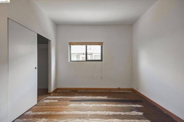 5570 Taft Ave, Oakland, CA 94618