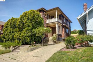 5570 Taft Ave, Oakland, CA 94618