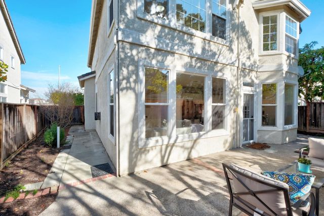 36075 Crystal Springs Drive, Newark, CA 94560