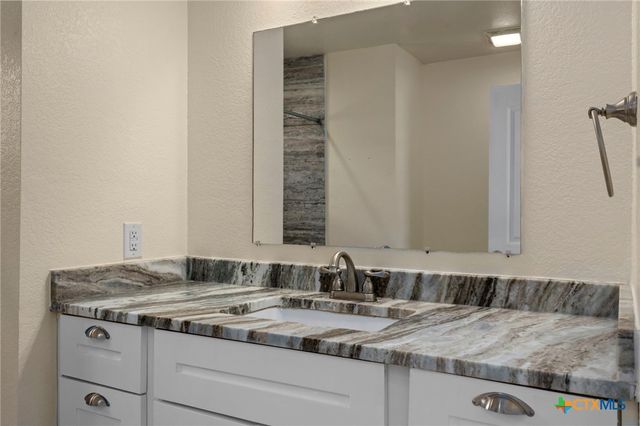 2018 Katy Street, New Braunfels, TX 78130