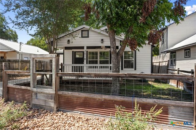 2018 Katy Street, New Braunfels, TX 78130